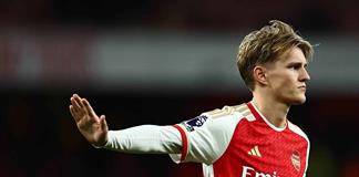 El capitán del Arsenal Martin Odegaard seguirá de baja varias semanas