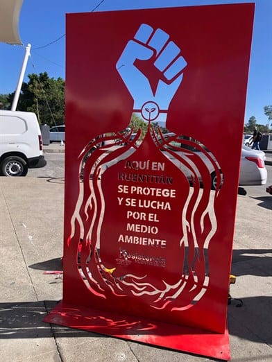 Con antimonumento refrendan defensa del Parque Resistencia Huentitán a un año del encarcelamiento de estudiantes