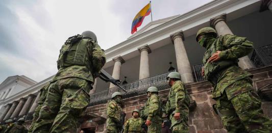 El presidente Noboa declara conflicto armado interno en Ecuador y pide acción militar