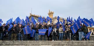 Protestas policiales reclaman en Francia primas por su movilización durante los JJOO