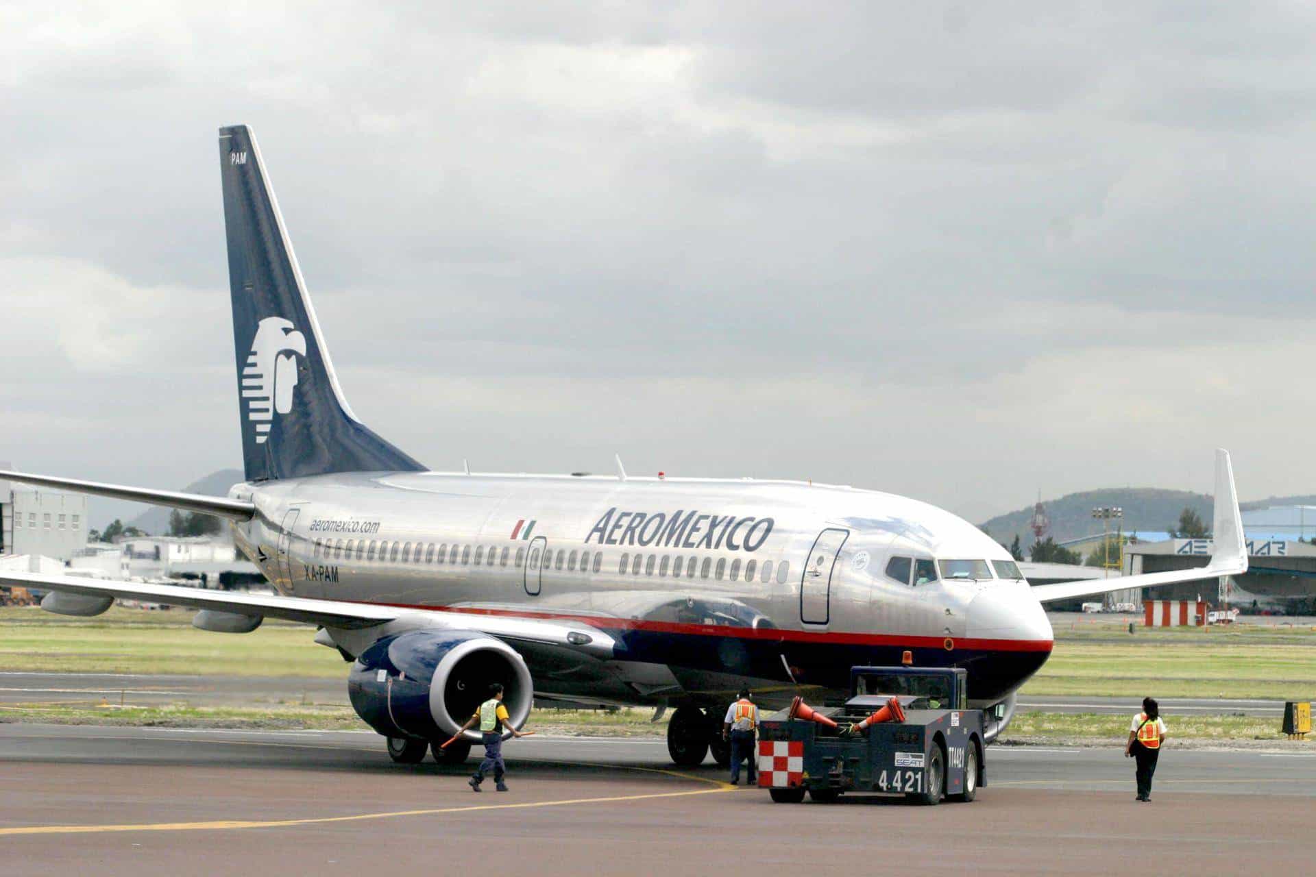 Quienes viajan en avión privado emiten 500 veces más CO2 que un ciudadano medio