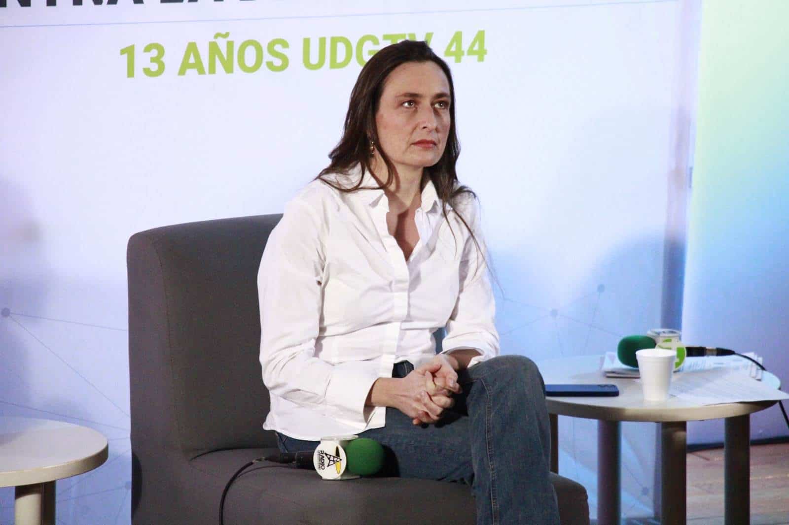 Detectar noticias y video falsos, un gran reto para los medios de comunicación en las próximas elecciones: Elodie Martínez