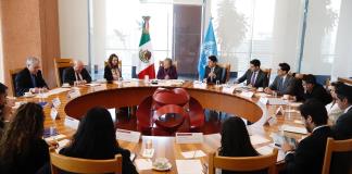 México y la nueva titular de la OIM acuerdan colaborar para una migración segura y humana