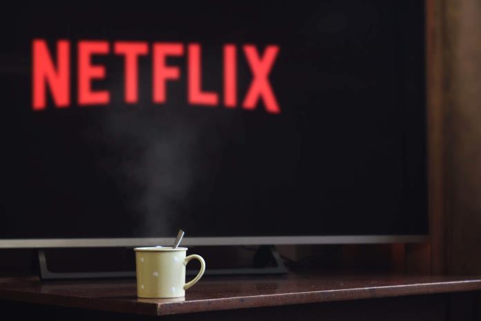 Julio Iglesias colaborará con Netflix para producir una serie sobre su vida