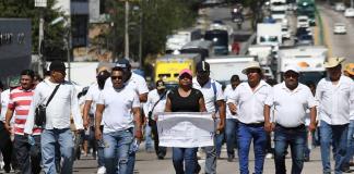 Transportistas protestan en Guerrero tras cuatro asesinatos y amenazas del crimen