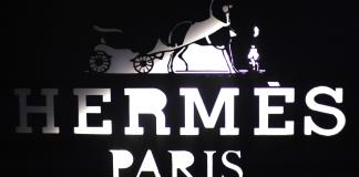 Par&iacute;s se despide de Nichanian al frente de la moda hombre de Herm&egrave;s