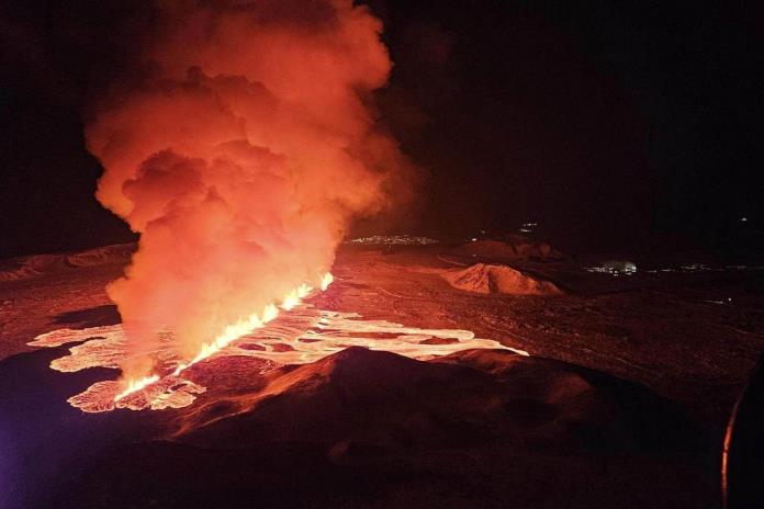 La erupción volcánica en Islandia continúa perdiendo intensidad