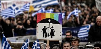 Parejas homosexuales y sus hijos vislumbran un día histórico en Grecia