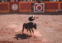 El torero mexicano José Alberto Ortega entre la vida y la muerte tras cornada en el cuello