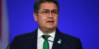 Expresidente hondureño dice ser víctima de una venganza por juicio en EEUU