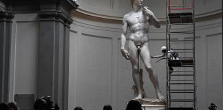 Una sesión de spa para el David de Miguel Ángel en Florencia