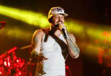 Residente hace un homenaje al tiempo en nuevo tema, 313, y en video con Penélope Cruz