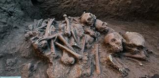 Hallan sistema funerario prehispánico en Nayarit durante obras públicas