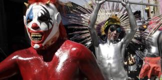 Hombres en Puebla se pintan con aceite de auto para pedir buena cosecha de maíz