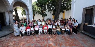 Exponen las creaciones de mujeres artesanas en el Museo Regional de Tlaquepaque