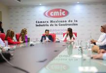 Laura Haro promete regular y limitar asignaciones directas en obra pública