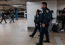 Despliegan policía y guardia nacional en metro de Nueva York para combatir inseguridad
