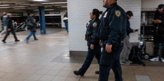 Despliegan policía y guardia nacional en metro de Nueva York para combatir inseguridad