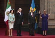 Reyes de Suecia visitan el sur de México para conocer patrimonio y ofertas de inversión