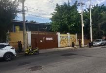 Culpan de opacidad a director de la secundaria 3; padres exigen que lo despidan