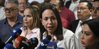 Ofensiva judicial en Venezuela contra rival de Maduro, acusada de desestabilización