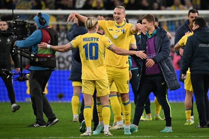 Ucrania se clasifica a la Eurocopa con una remontada ante Islandia