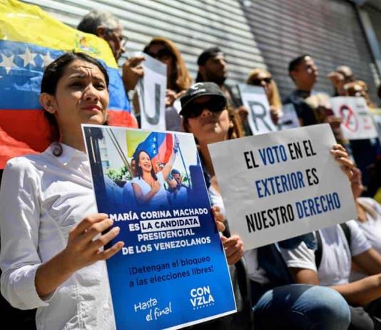 Maduro y el voto en el exterior: venezolanos denuncian trabas para registrarse a votar