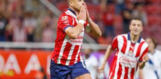 Federación y Chivas sancionan comentarios sexistas del futbolista Chicharito Hernández