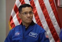 Astronauta de raíces salvadoreñas se enfocará en prepararse para regresar al espacio