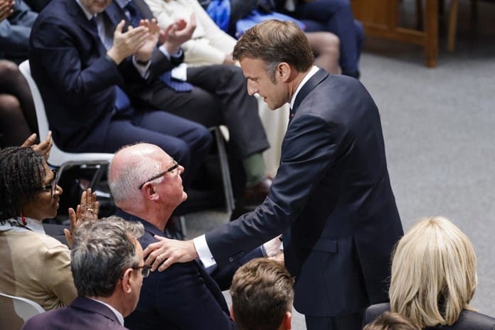 Macron plantea la posibilidad de limitar la ceremonia de apertura de los JJOO de París