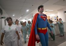 Un Clark Kent brasileño se vuelve un inesperado superhéroe