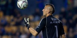Nahuel Guzmán alcanza 200 vallas invictas con Tigres en el fútbol mexicano
