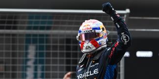 Verstappen gana el GP de China y Checo alcanza la tercera posición