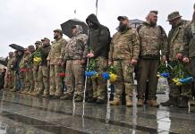 Ucrania ordena las primeras liberaciones de detenidos que combatirán en su ejército