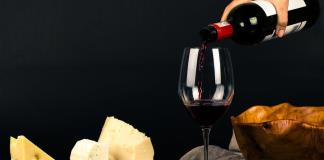 La producción mundial de vino cayó un 10% en 2023