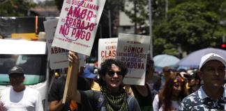 Trabajadores latinoamericanos exigen cambios y algunos Gobiernos prometen mejoras