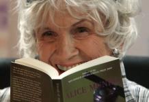 Alice Munro, maestra del cuento y considerada la Chéjov de Canadá