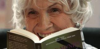 Alice Munro, maestra del cuento y considerada la Chéjov de Canadá