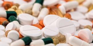 El abasto de medicamentos en México sigue sin alcanzar niveles ideales, revela informe