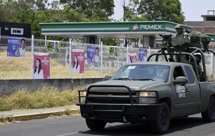 Maravatío, el pueblo mexicano donde cárteles buscan votos con balas y amenazas Maravatío, el pueblo mexicano donde cárteles buscan votos con balas y amenazas
