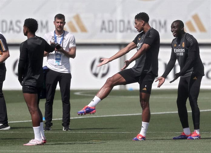 Jugar con Mbappé sería realmente bonito, admite Bellingham