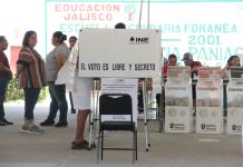 Roban dos paquetes electorales en casillas de Pihuamo