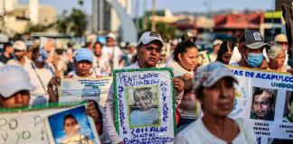 Familias de desaparecidos protestan ante el Consejo de Seguridad de Sheinbaum en México