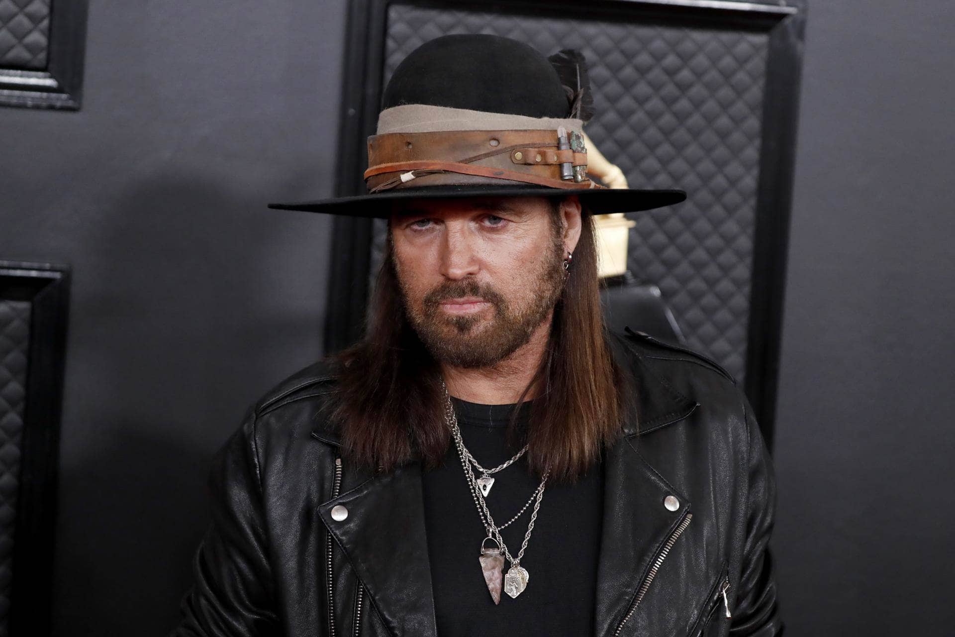 El cantante Billy Ray Cyrus y Firerose se separan tras siete meses de matrimonio