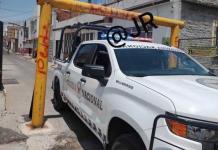 Elemento de la Guardia Nacional muere al golpearse la cabeza con reductor de altura en la calle Ramón Corona de Ocotlán