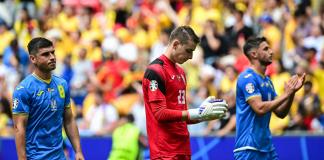 Dos errores de Lunin condenan a Ucrania en su debut en la Eurocopa