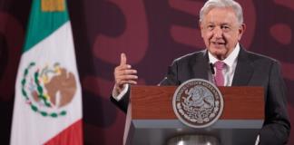 Presidente de México cuestiona políticas del FMI