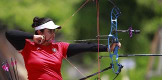 Andrea Becerra, orgullo universitario: tercer puesto global en arquería