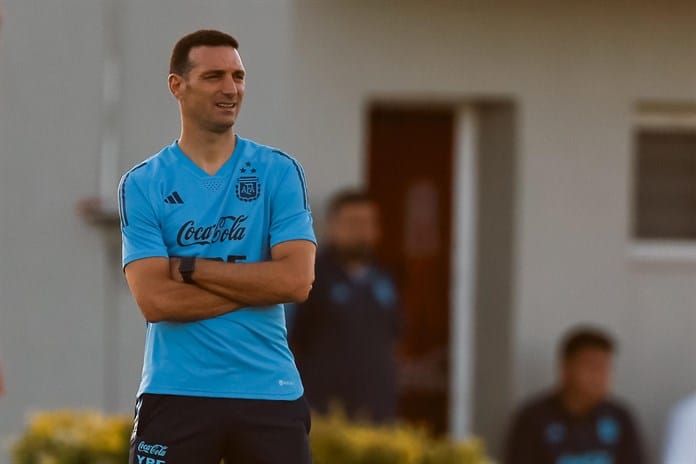 Argentina ultima su debut ante Canadá con posibles variantes en el once inicial