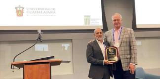 Uriel Nuño, Rector de CU Norte, recibe el Premio Malone al Liderazgo Internacional 2024